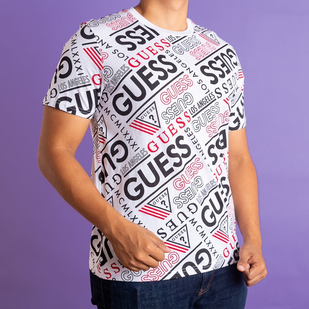 Camiseta - GUESS ESTAMPADO LOGOS