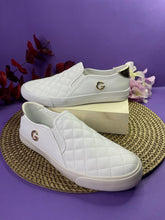 Tenis - de meter Guess blancos para dama