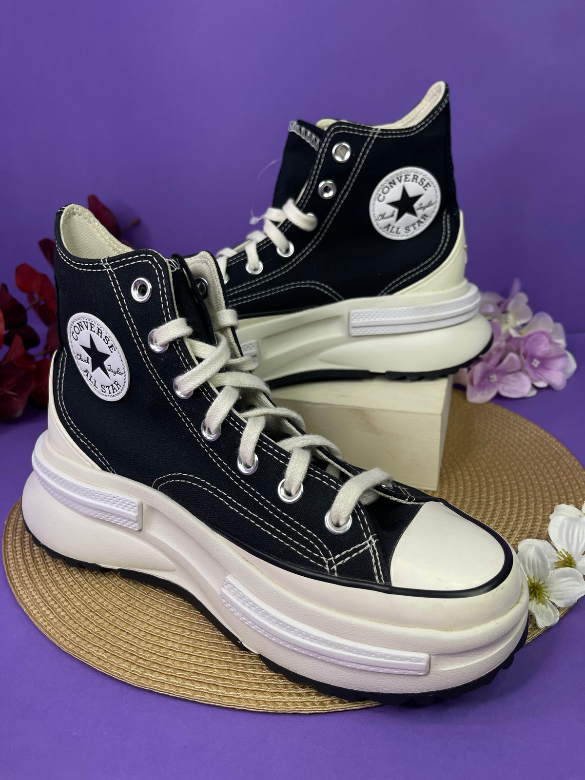 Tenis - CONVERSE altos negros para dama