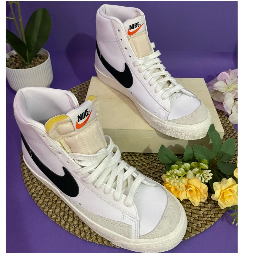 TENIS DE DAMA -NIKE ALTOS BLANCO