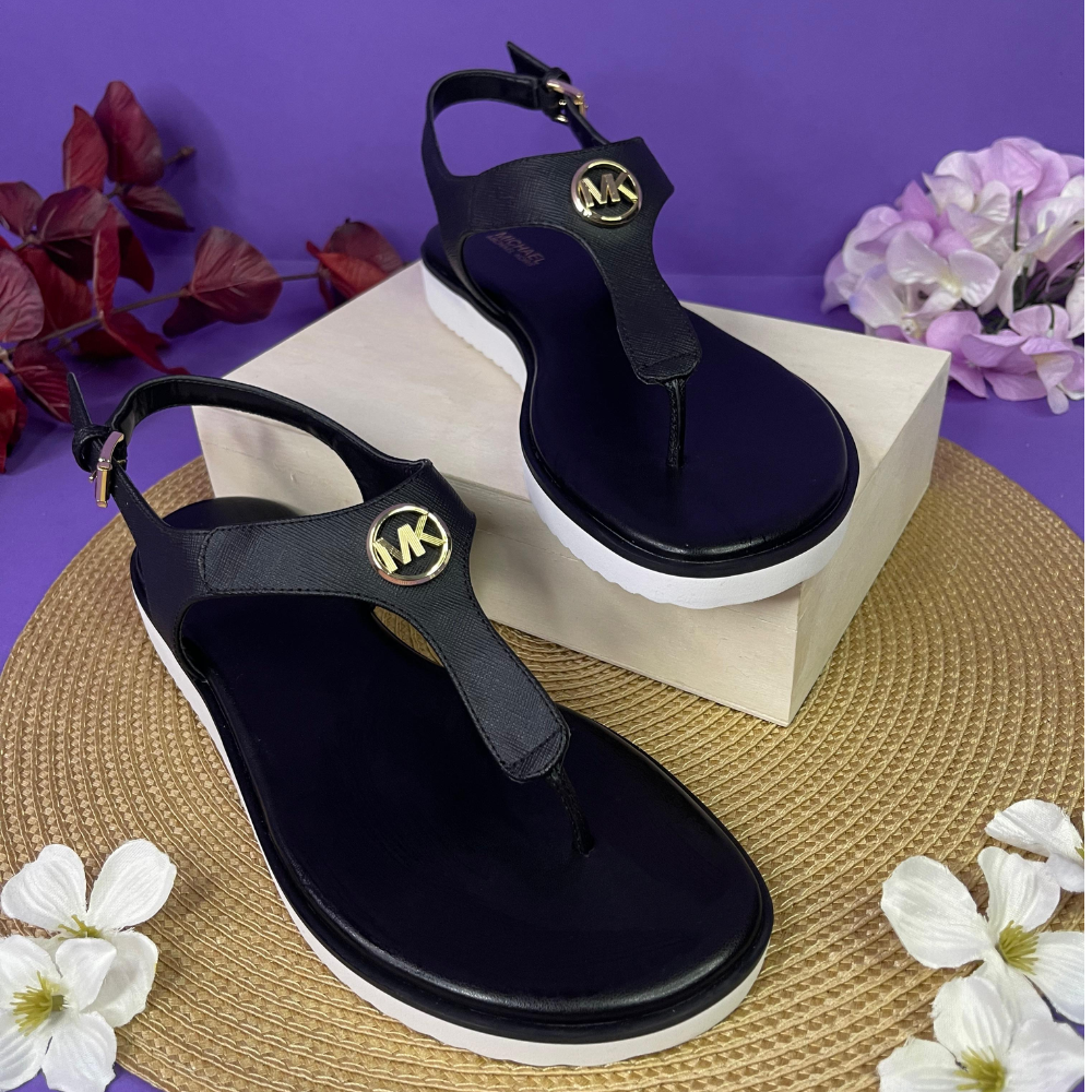 SANDALIA - MK NEGRA CON BLANCO