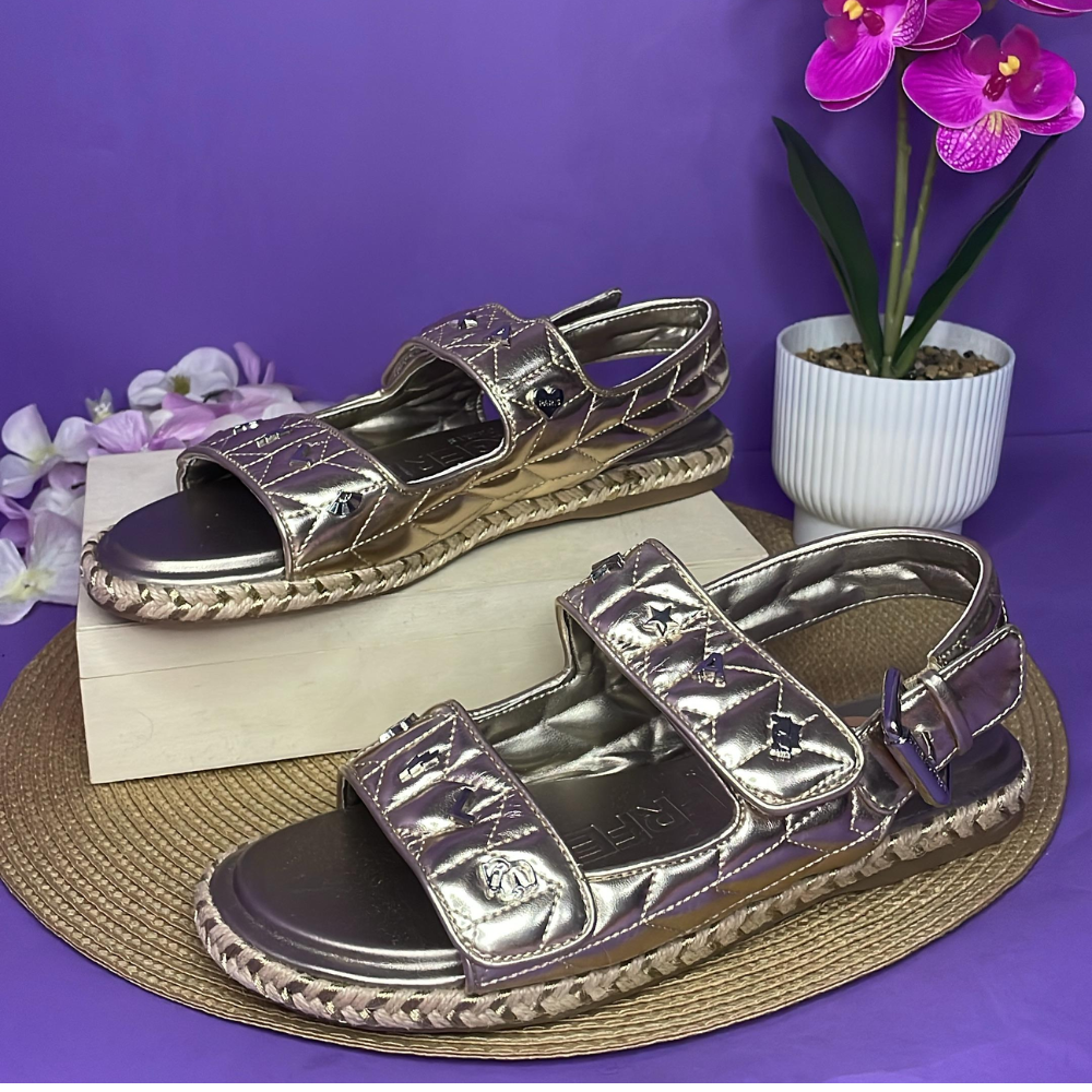 SANDALIAS - KARL LAGERFELD DORADAS PARA DEMA