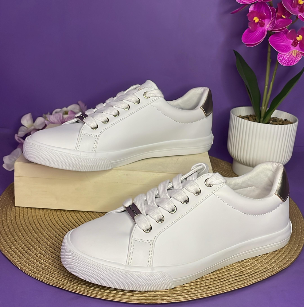 TENIS - NINE WEST BLANCO CON DORADO