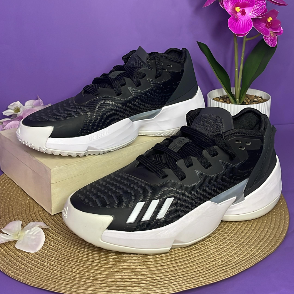 TENIS - ADIDAS NEGRO CON BLANCO
