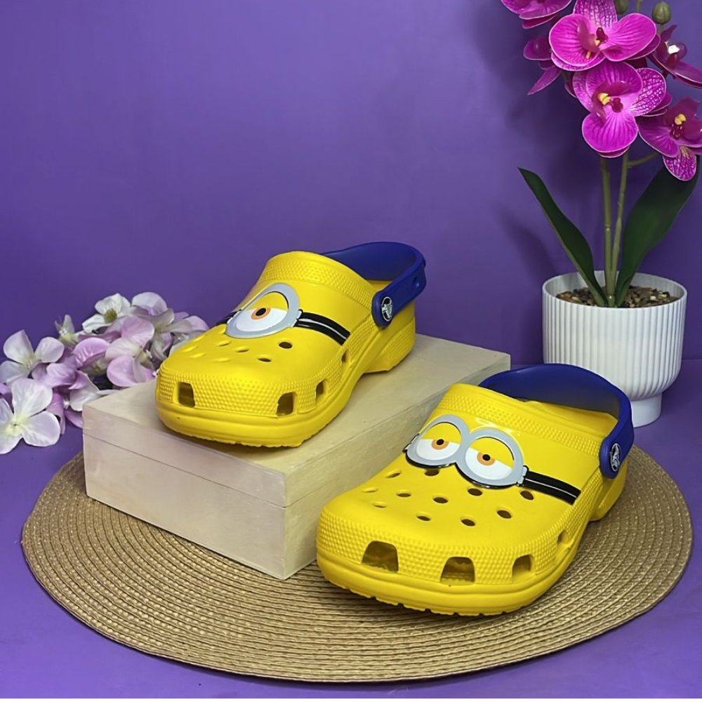 CROCS - EDICIÓN MINIONS