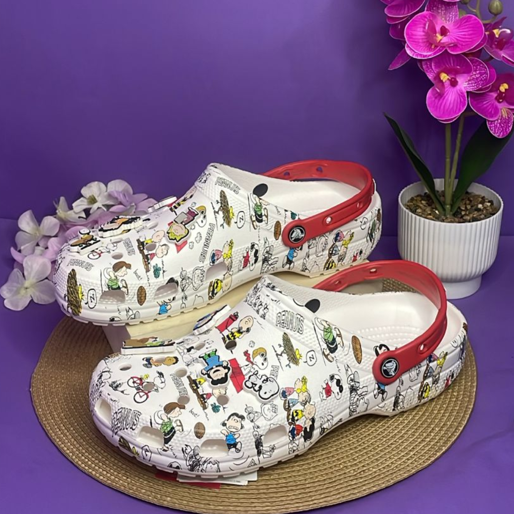 CROCS - EDICIÓN PEANUTS