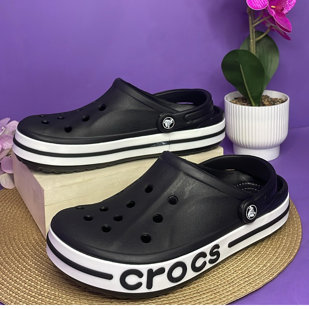 CROCS - NEGRO CON BLANCO