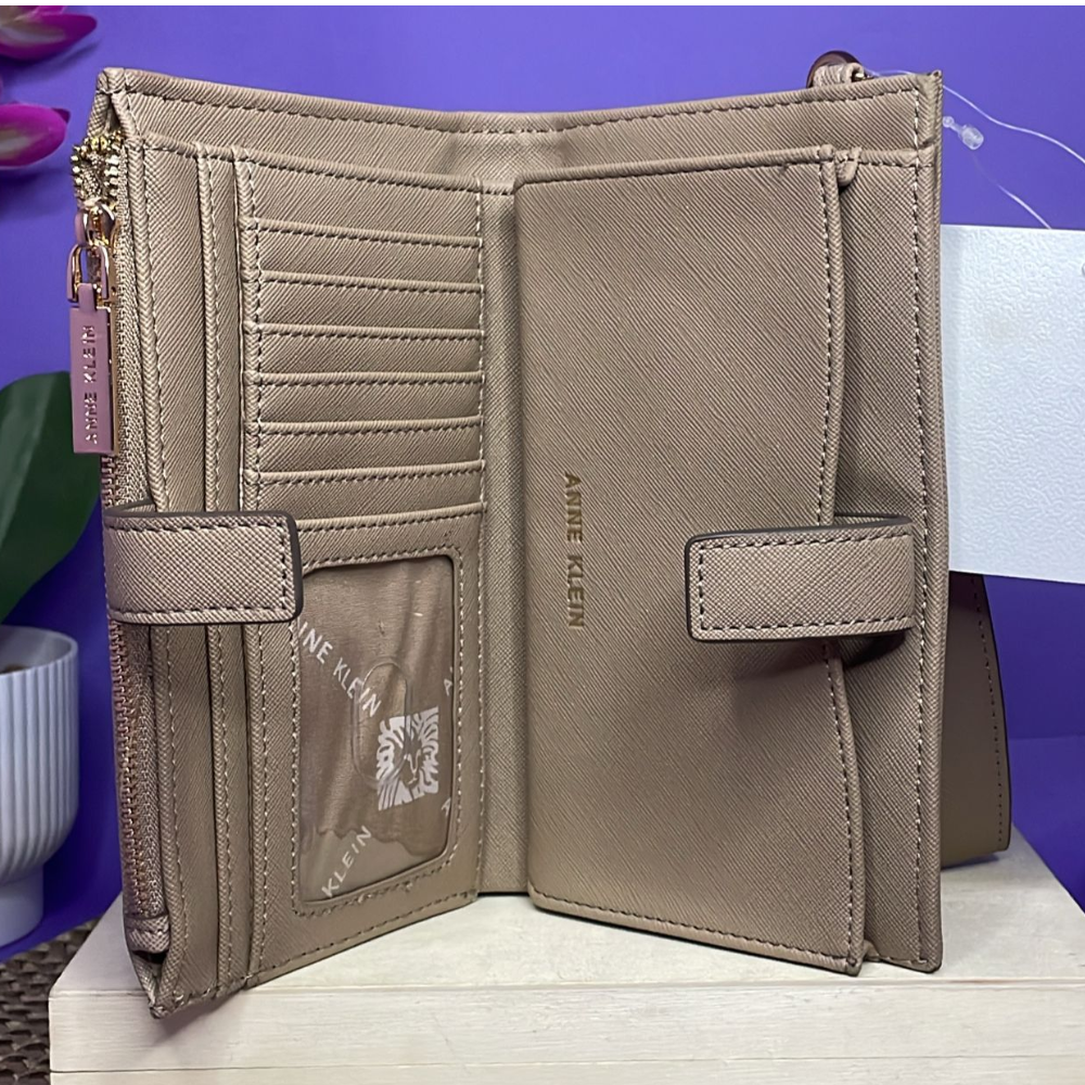 BILLETERA - ANNE KLEIN COLOR BEIGE